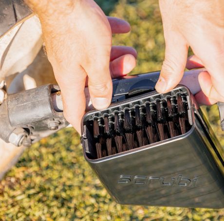 Scrubi golf club brush